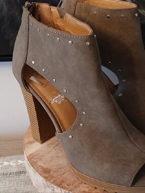Report Taupe Suede Cutout Wedge Booties with Stud Accents